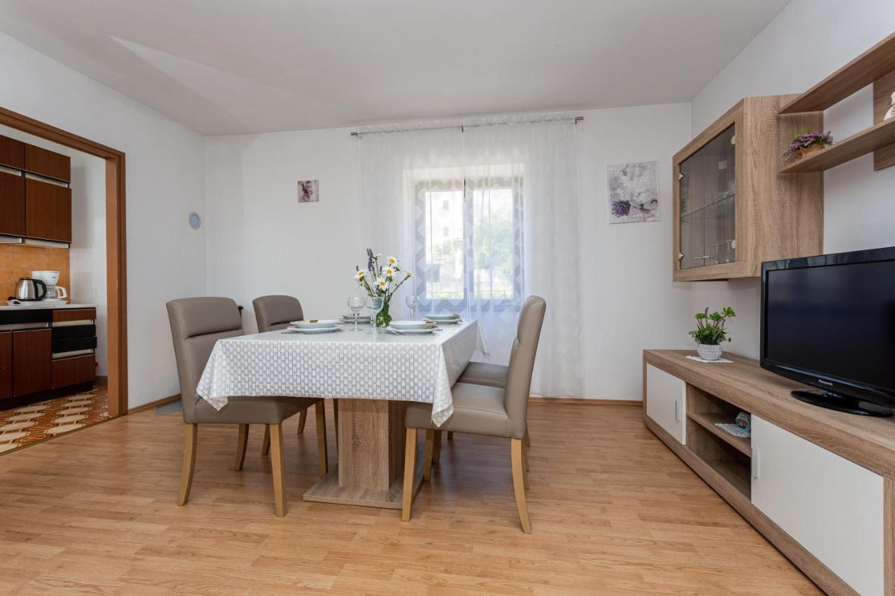 Apartment Mira Silo-Krk Zewnętrze zdjęcie