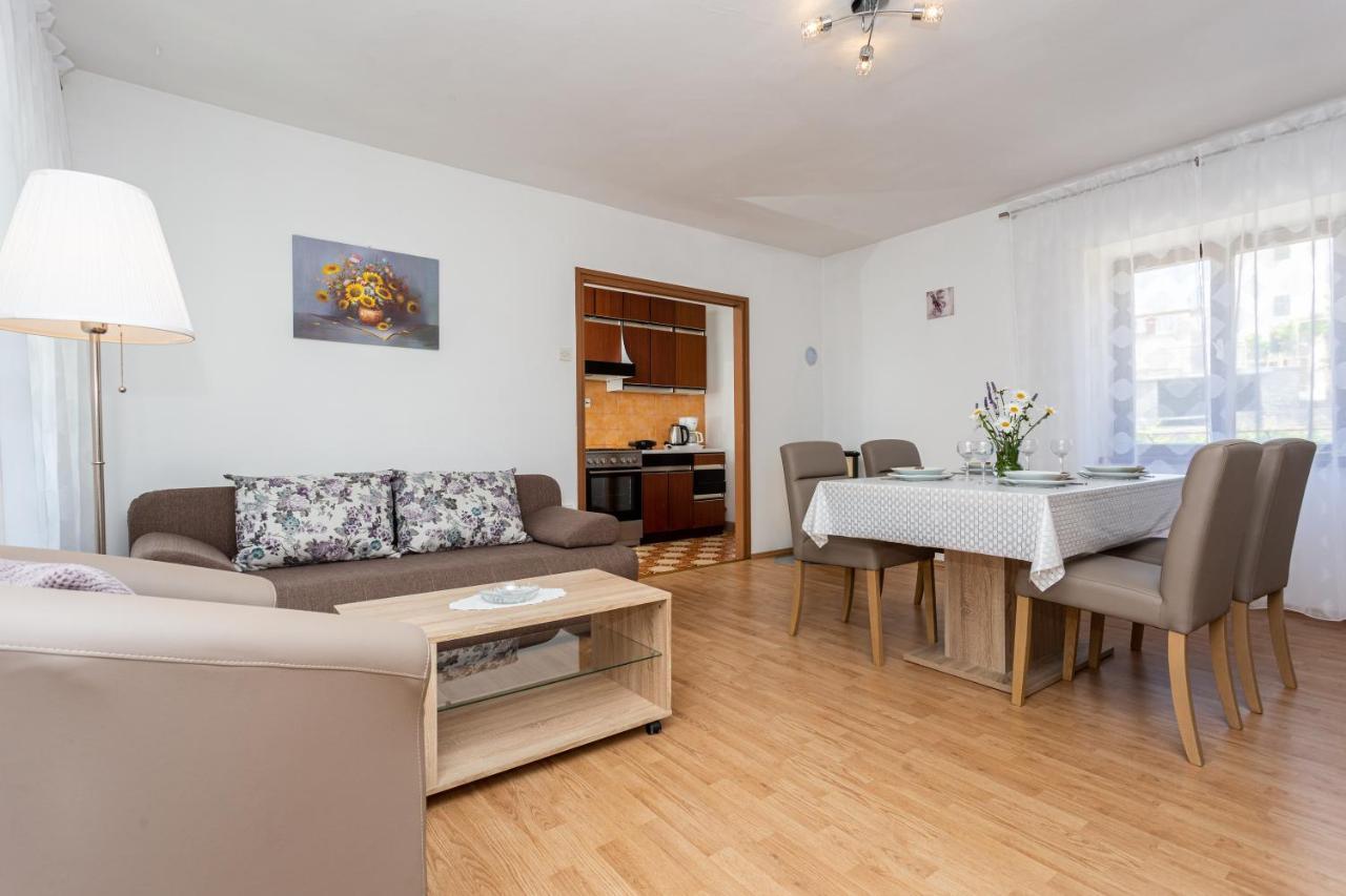 Apartment Mira Silo-Krk Zewnętrze zdjęcie