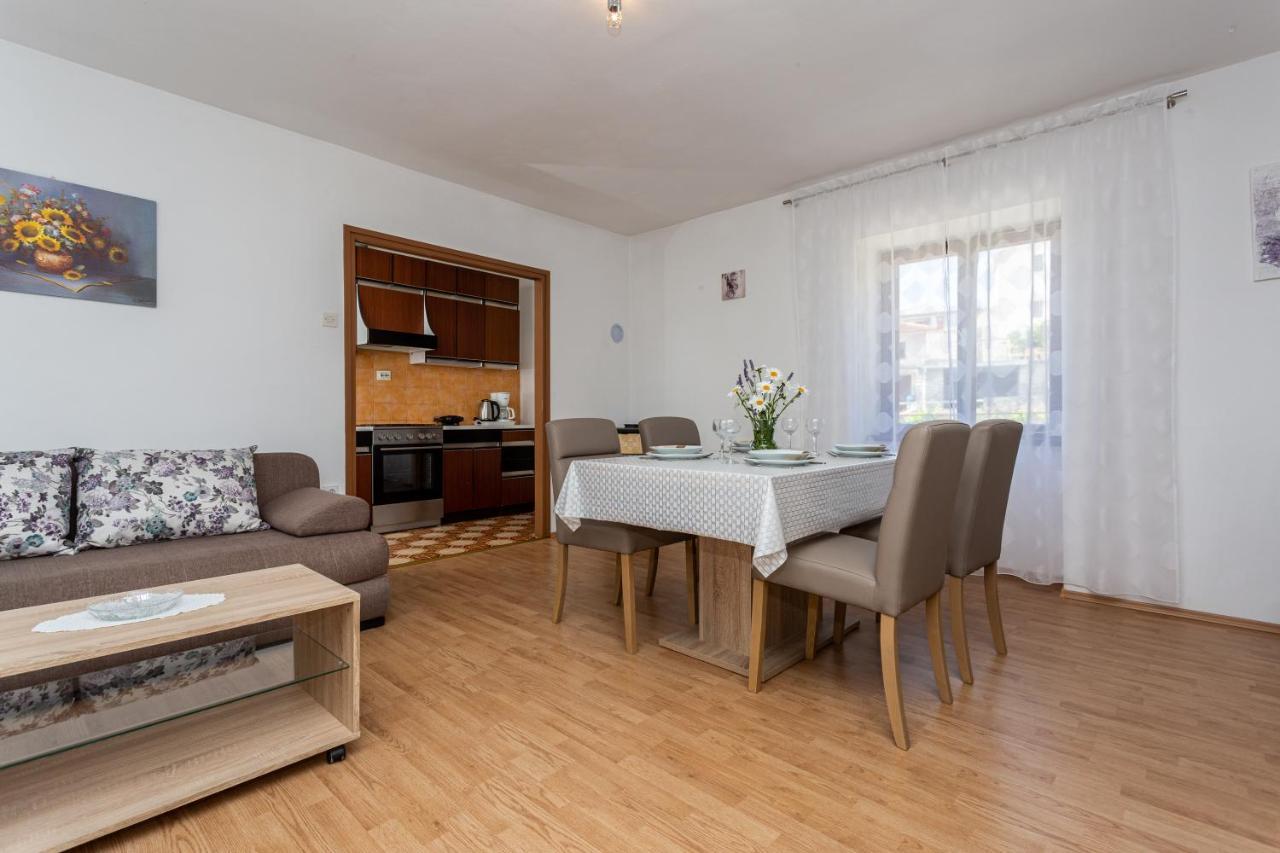 Apartment Mira Silo-Krk Zewnętrze zdjęcie